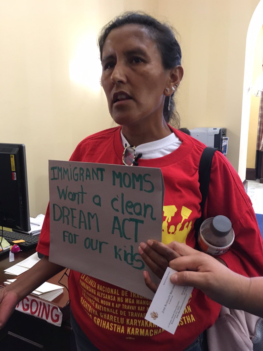 fams2gether's tweet photo. Undocumented moms &amp; #DomesticWorkers urge Congress to pass a #cleanDreamAct for their kids! No + border security or deportations #MomsResist https://t.co/TrXEVf2LpB