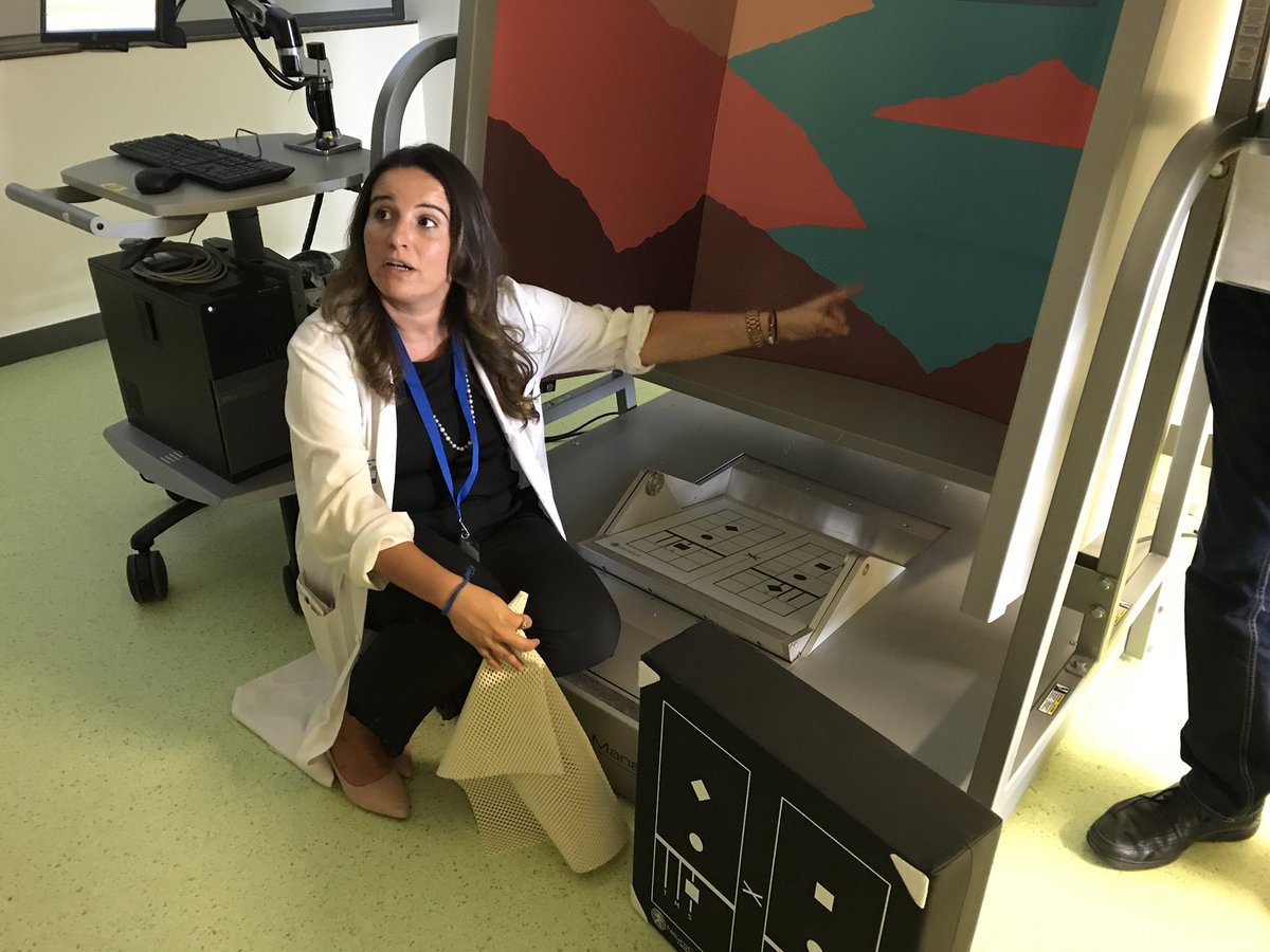 Sergas_Ourense's tweet photo. A investigación é a innovación explicada polos seus responsables #LivingLabOu #RIES2017 https://t.co/ScY1d9Kyah
