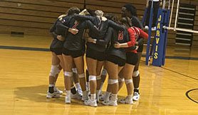 Sooner_Athletic's tweet image. OCU holds a @WitnessKicks shoe drive at its #volleyball match tonight vs. Mid-America Christian! #SACproud @AVCAVolleyball #MorethanShoes