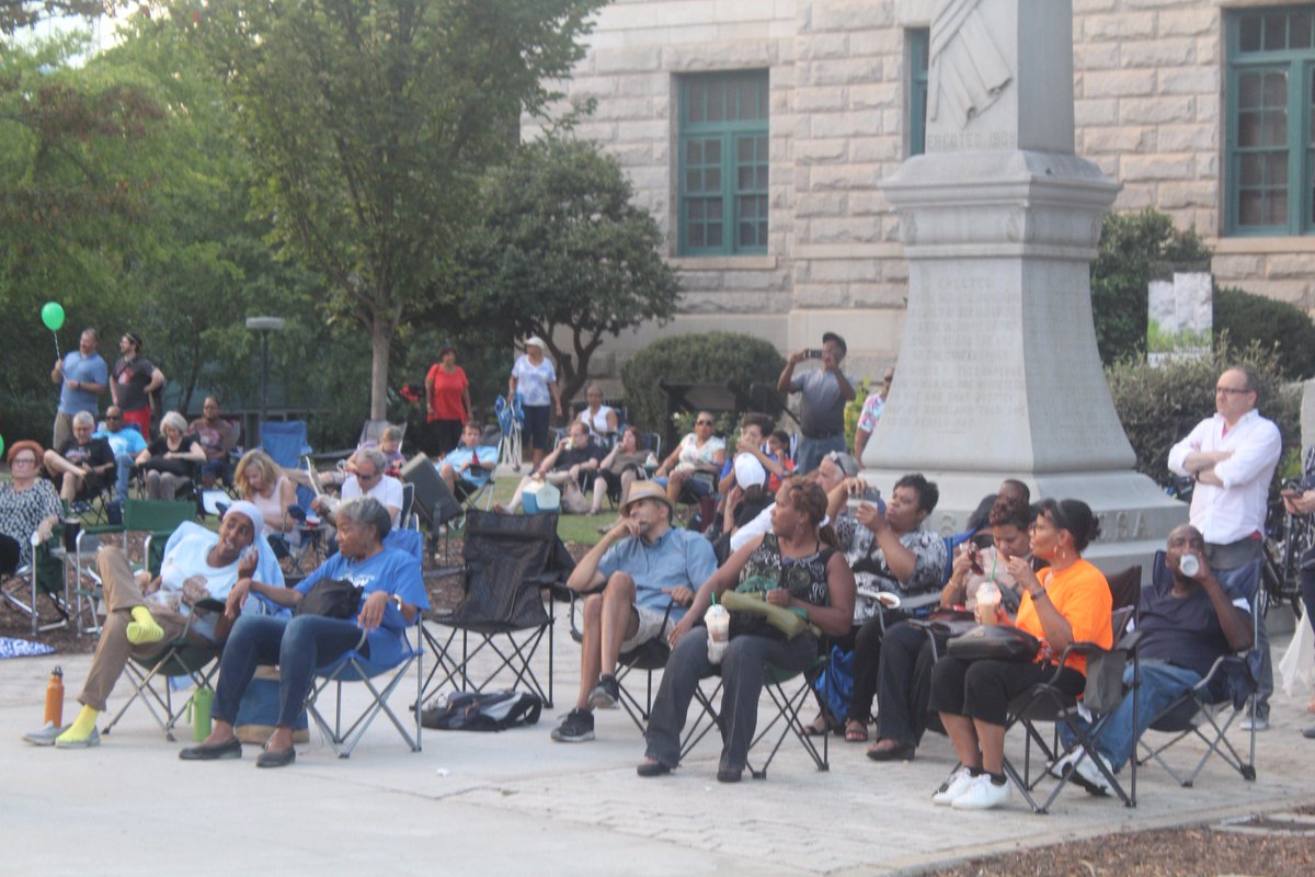 DecaturDBA's tweet image. Saturday 9/23 Concert in the Square with @GrantGreenjr was simply AMAZING see you this Wed. 9/27 @ Noon &amp;amp; Sat.9/30