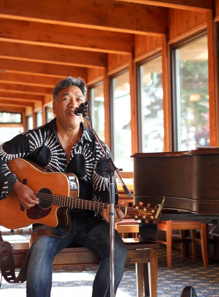 April_Point's tweet image. Say goodbye to summer tonight at our final 2017 Music at the Point session featuring Anela! #livemusic #anelakahiamoe #artsandculture