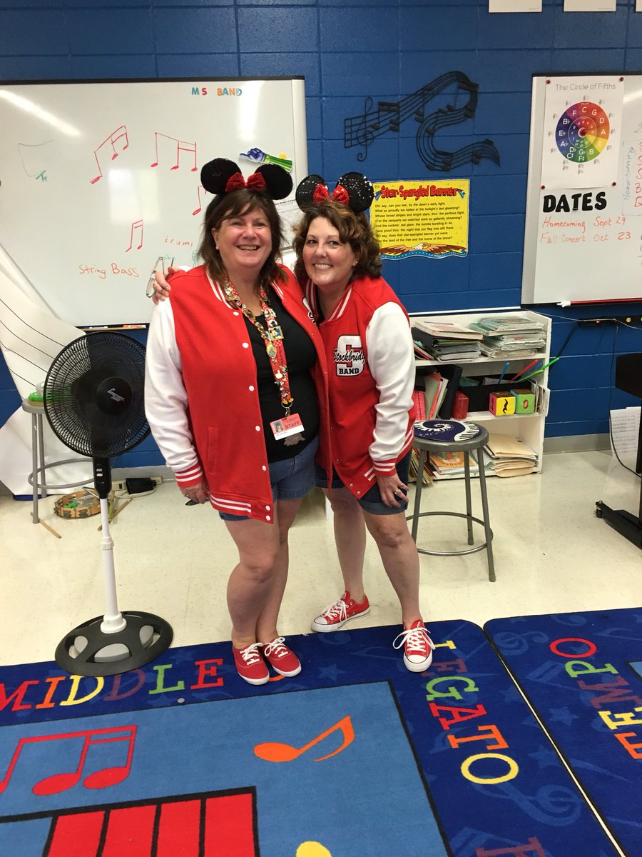 MsKmathSHS's tweet image. What are you going to do this March???? We’re going to Disney World! #GoStockbridge #bandrocks