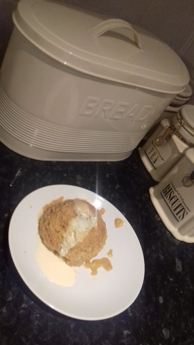 jemmabondc's tweet image. Just made a lemon curd microwave sponge whilst watching #GBBO. Thanks @sainsburys. Sorry, it's all for me, ha ha! #PuddingWeek