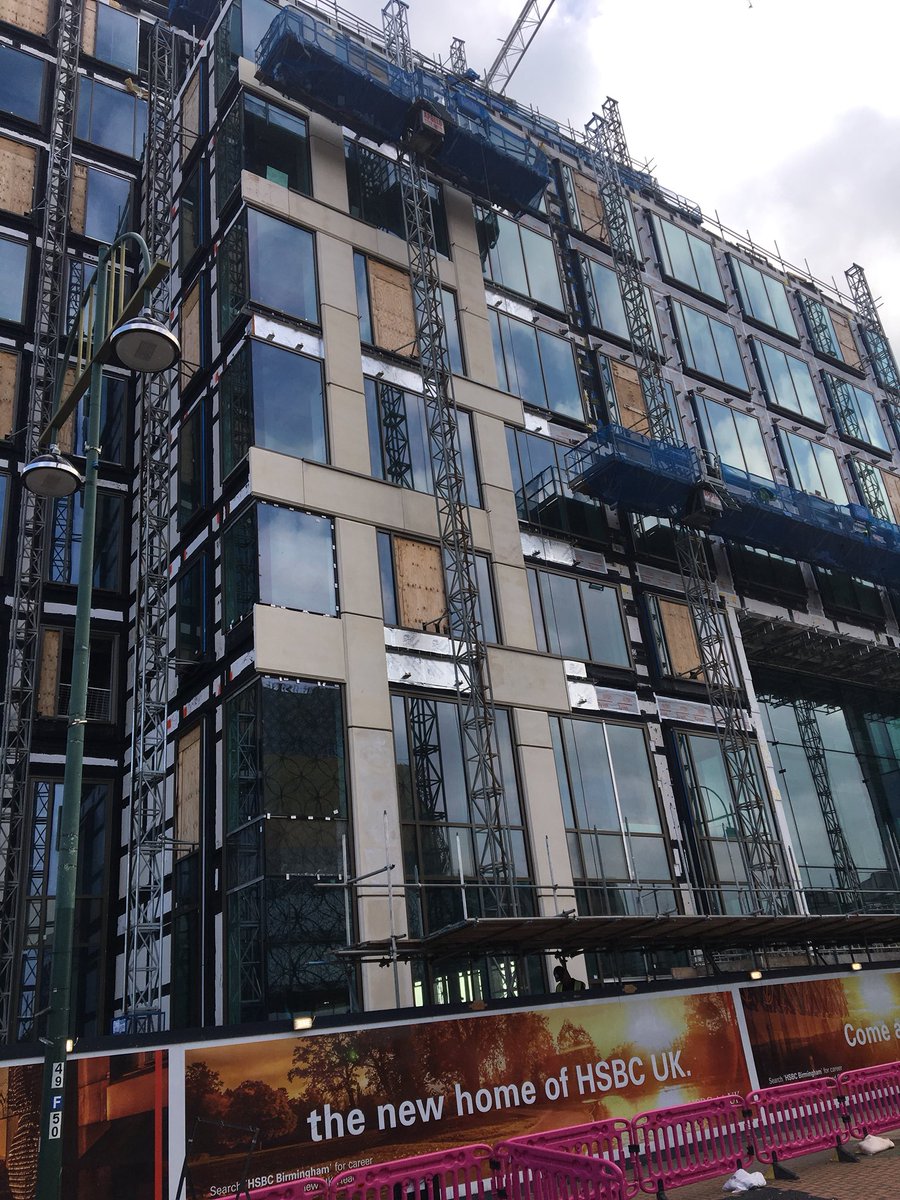 More GRC panels being installed today for @gallifordtryplc <a href="/SmartCrosby/">Smart Crosby International Ltd.</a> <a href="/kevheaton/">Kev Heaton</a> Going to be a very smart building when finished