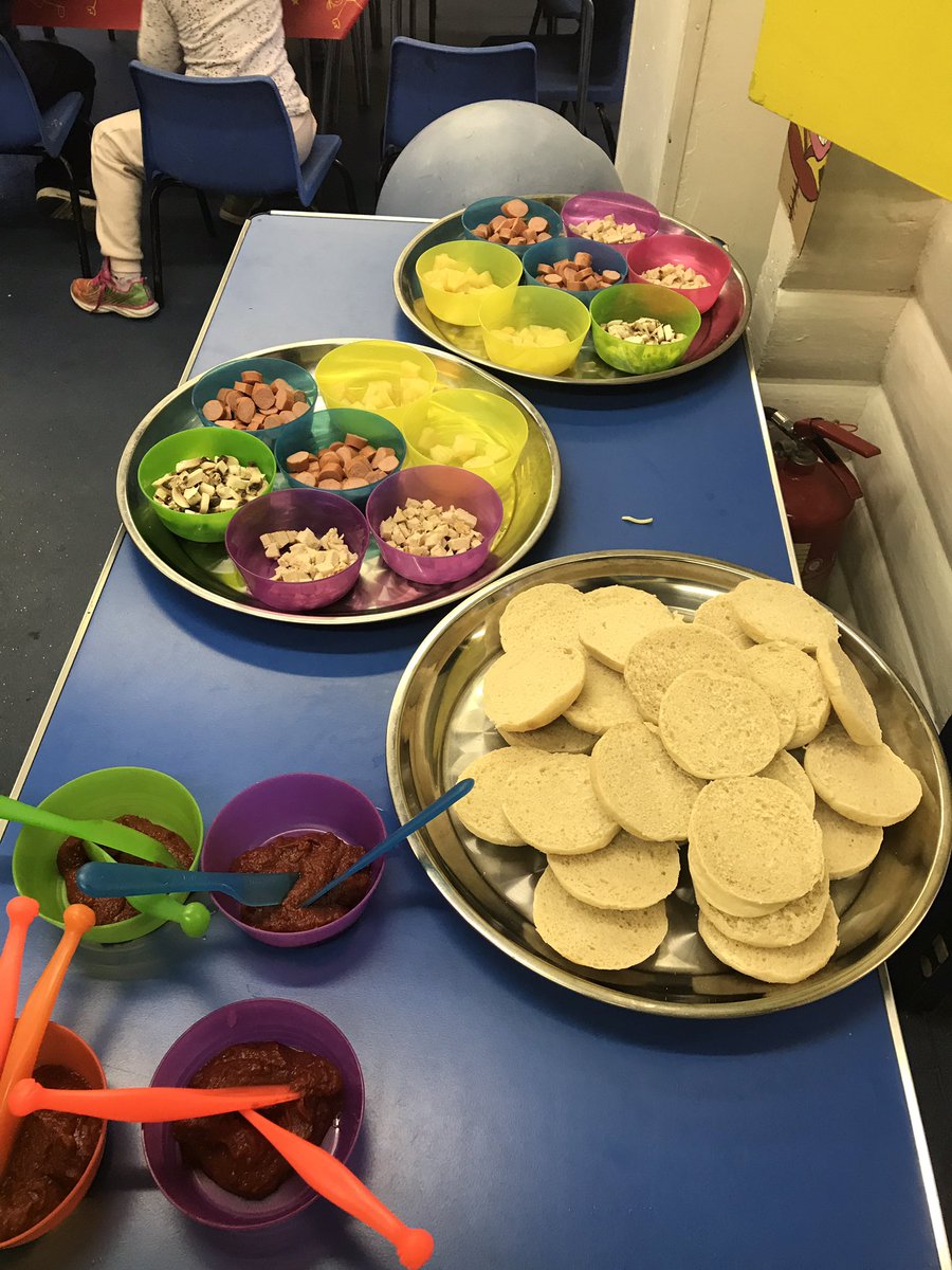 NW5PROJECT's tweet image. Can u guess what we had for After school club snacks today? #ChildrenCooking #Snackmaking #WeLovePizza