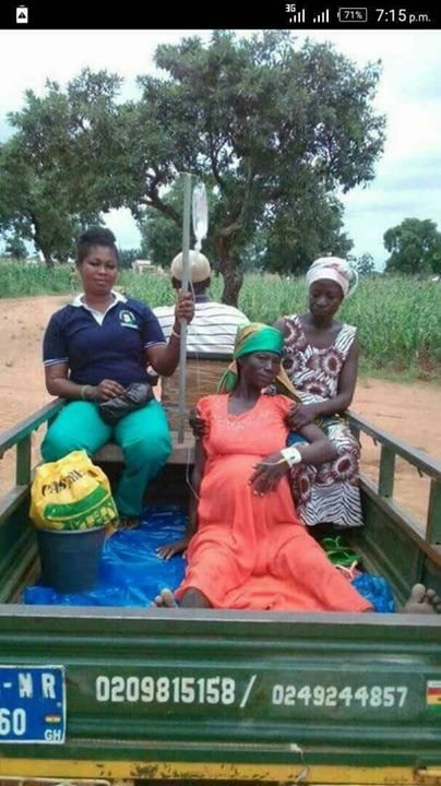 NBAADAW's tweet photo. Ghanaians only help people they know, in terms of difficulties https://t.co/v7RnETdoOn