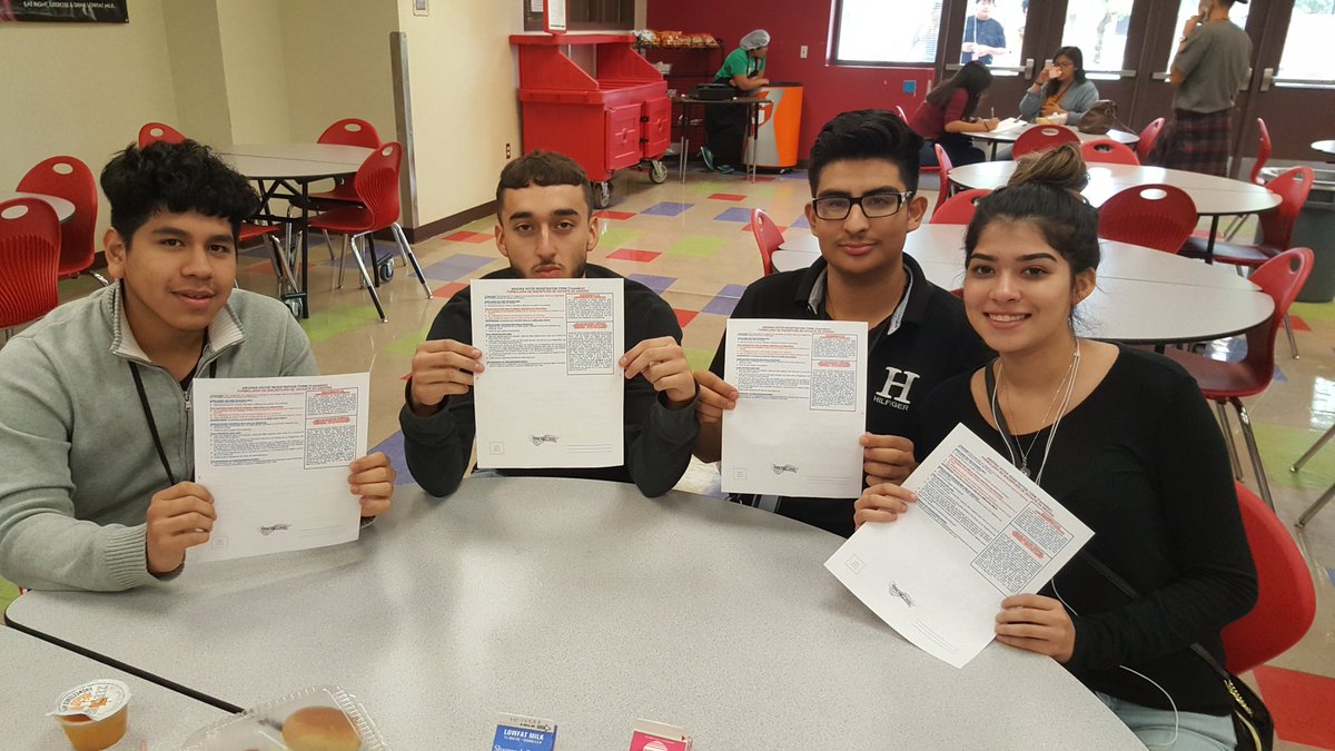 PromiseArizona's tweet photo. Today is #NVRD and students are registering to vote! Not registered? Do it today: https://t.co/Q3s2RWtZw1 https://t.co/nTAnfUZjND
