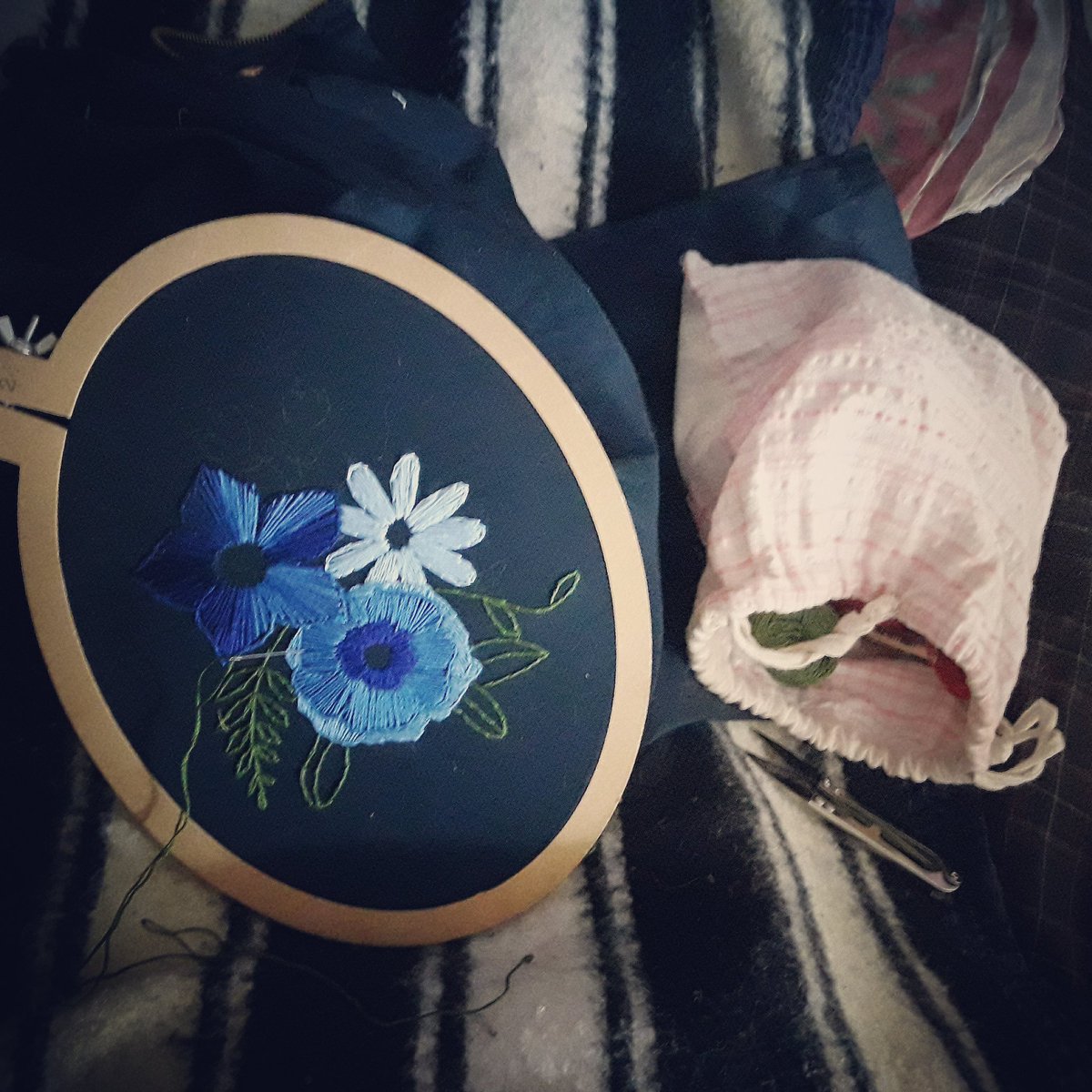 DesearasInd's tweet image. #Insomnio - Mi receta para atravesarlo es bordar! Qué hacen ustedes para combatirlo? #bordandoando #embroideryaddict #ILoveEmbroidery