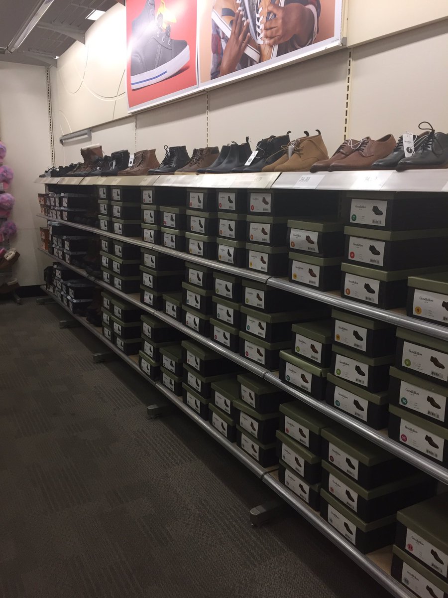 bhorn75's tweet photo. @awibbs09 @anc998 @CoryHofmeister #salesdrivers #shoes #electronics #cosmetics #service #instocks https://t.co/o24NSEDB0p