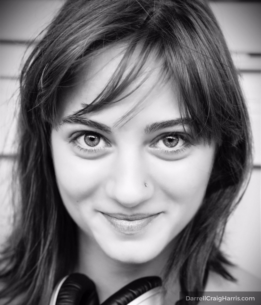 GlobalPhotopro's tweet photo. Rita with @Cirque in #Tokyo #cirquedusoleil #PortraitMode #portraitphotography #PortraitsOfSuccess #Russian @NatGeoPhotos @NatGeoTravel https://t.co/XeyGF8NdKK
