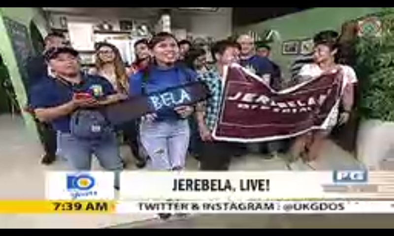 KimmyHolics's tweet photo. #TeamBahay 😂 

Woohh Umagang Kay Ganda 😍
Love you babies 😘 @VoiceTeensLala @VoiceTeensJer https://t.co/GJ0TrNInjE