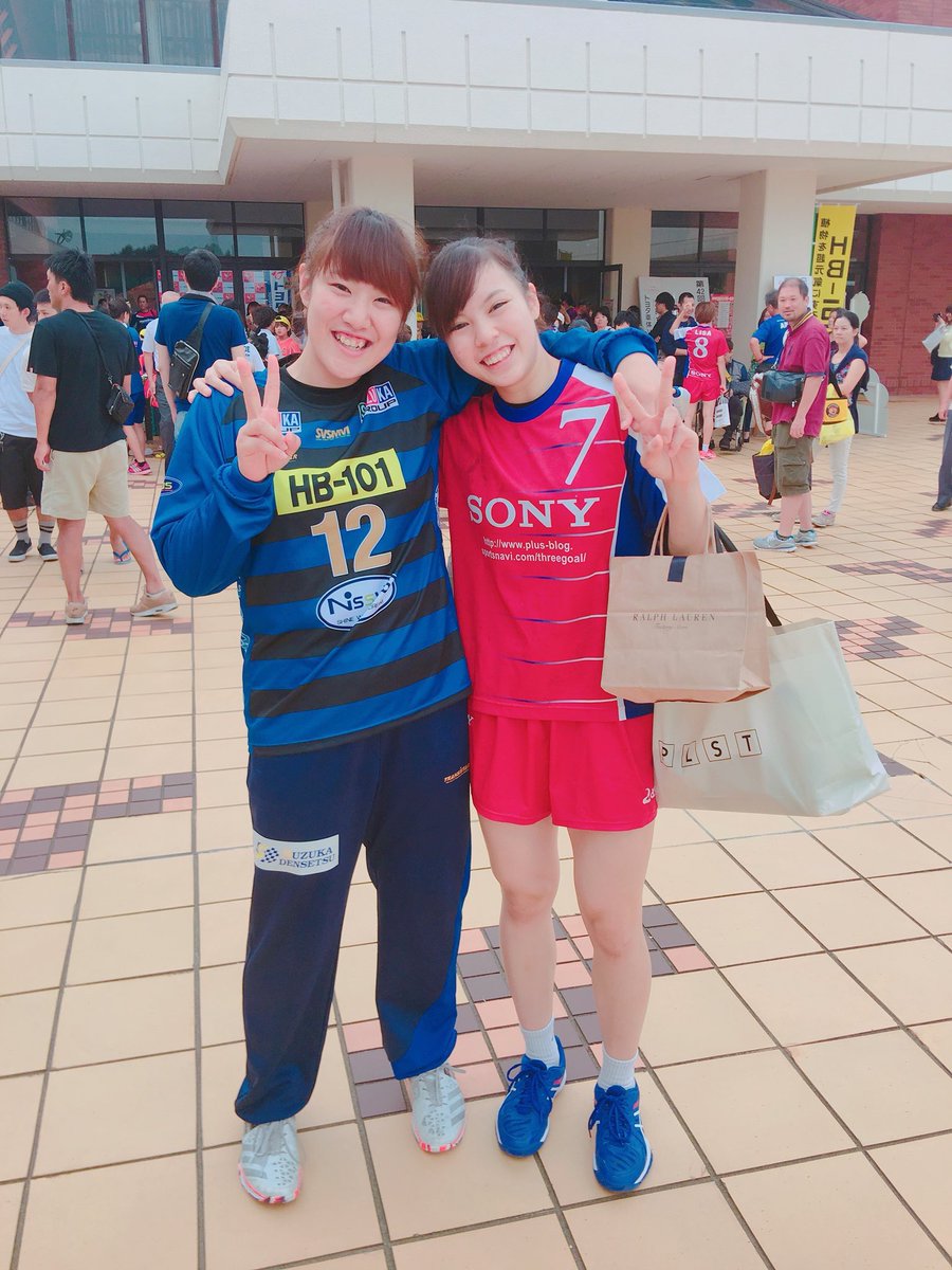 O Xrhsths 岩見 佳音 Kanon Iwami Sto Twitter 同い年で同じ関西からの出身で 同じ誕生日の藤田明日香 代表に入っ ててチームでも活躍して 本当にいい刺激なる良い戦友 明日香の活躍で佳音もやらな 頑張らな ってなってるから これからも佳音の背中叩いてね