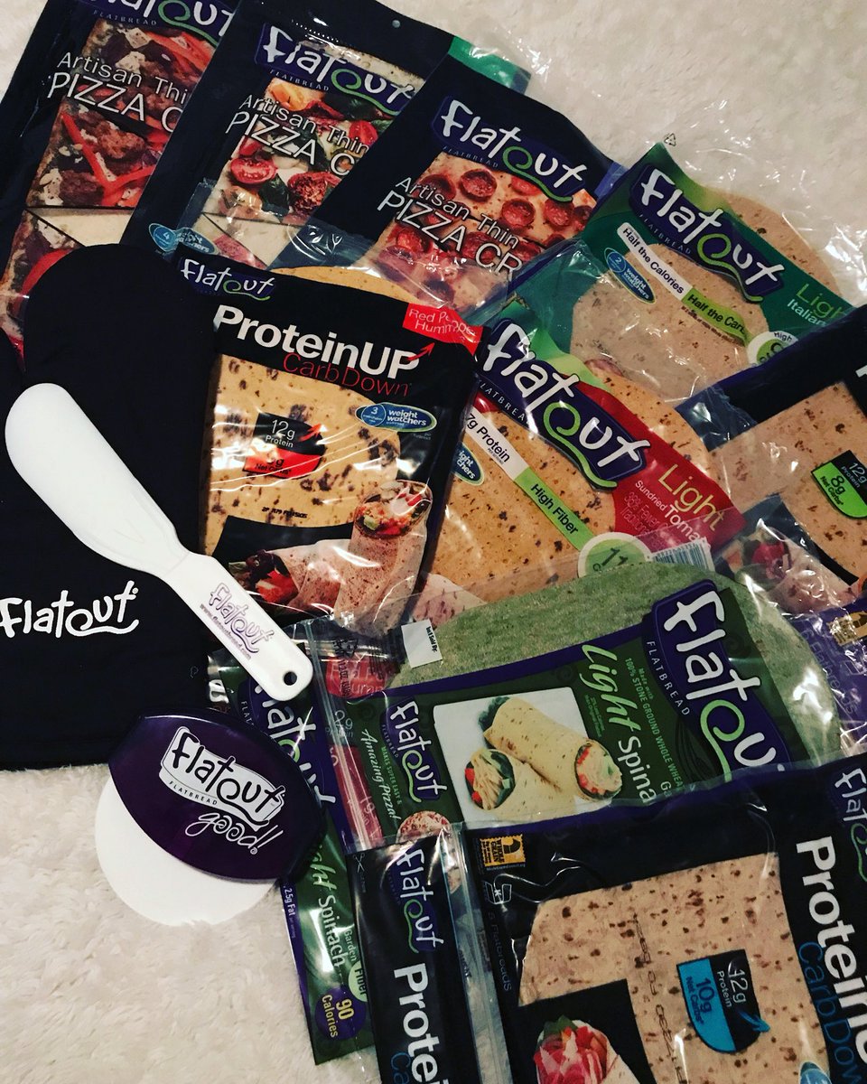lifeandlizdom's tweet photo. Thank you @FlatoutBread for the treats! Looking forward to sharing all my favorites! #gotitfree #wwswag #wwambassador https://t.co/ky95Cm7UeM