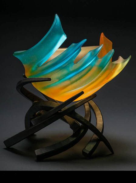 GlobeFineArt's tweet photo. Tropicale Pale by Brian Russell
cast crystal &amp; forged steel, 15 x 15 x 11 in
#brianrussell #sculpture
Globe Fine Art
https://t.co/EX1mNljLW5 https://t.co/dqfG4JefX6