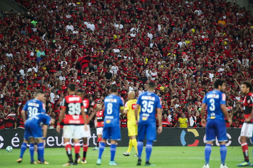 Não há quem não se impressione com esta torcida. SOMOS UMA NAÇÃO! #VamosFlamengo #SomosTodos