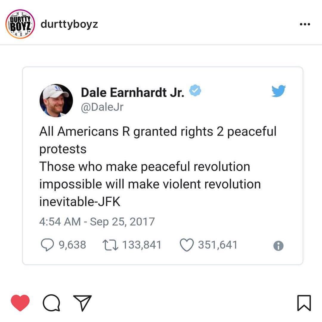 It ain't about a RACE thing... It's about the RIGHT thing!!!! #USorELSE ✊🏻✊🏼✊🏿✊🏾✊🏽✊🏻✊🏼✊🏿