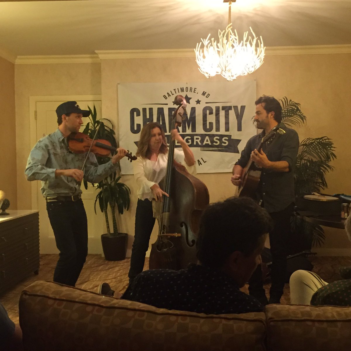bensurratt's tweet photo. #CharmCity love with @TheNewHip #ibmyay #ibma2017 #showcase https://t.co/d429mfbTCo