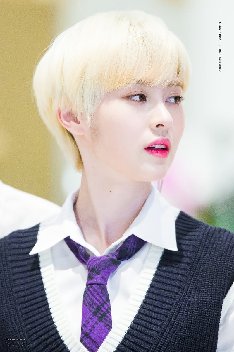 [ 📷 ] 170910 DIA YEBIN @ Starfield Goyang
 Fansign Event ! 

© yebinhouse