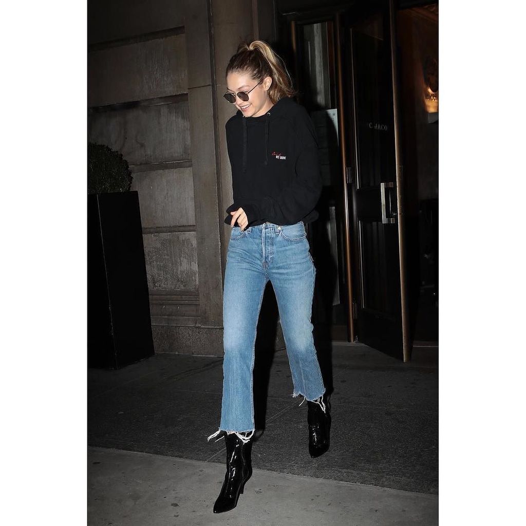 gigihadid wearing the 'CINDY HOODIE 