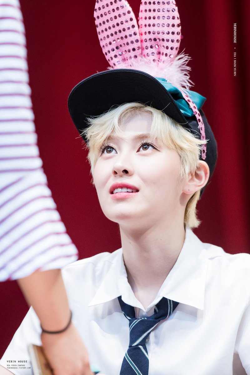 [ 📷 ] 170902 DIA YEBIN @ KOBACO Hall, Korean Broadcasting Center Fansign Event !

© yebinhouse