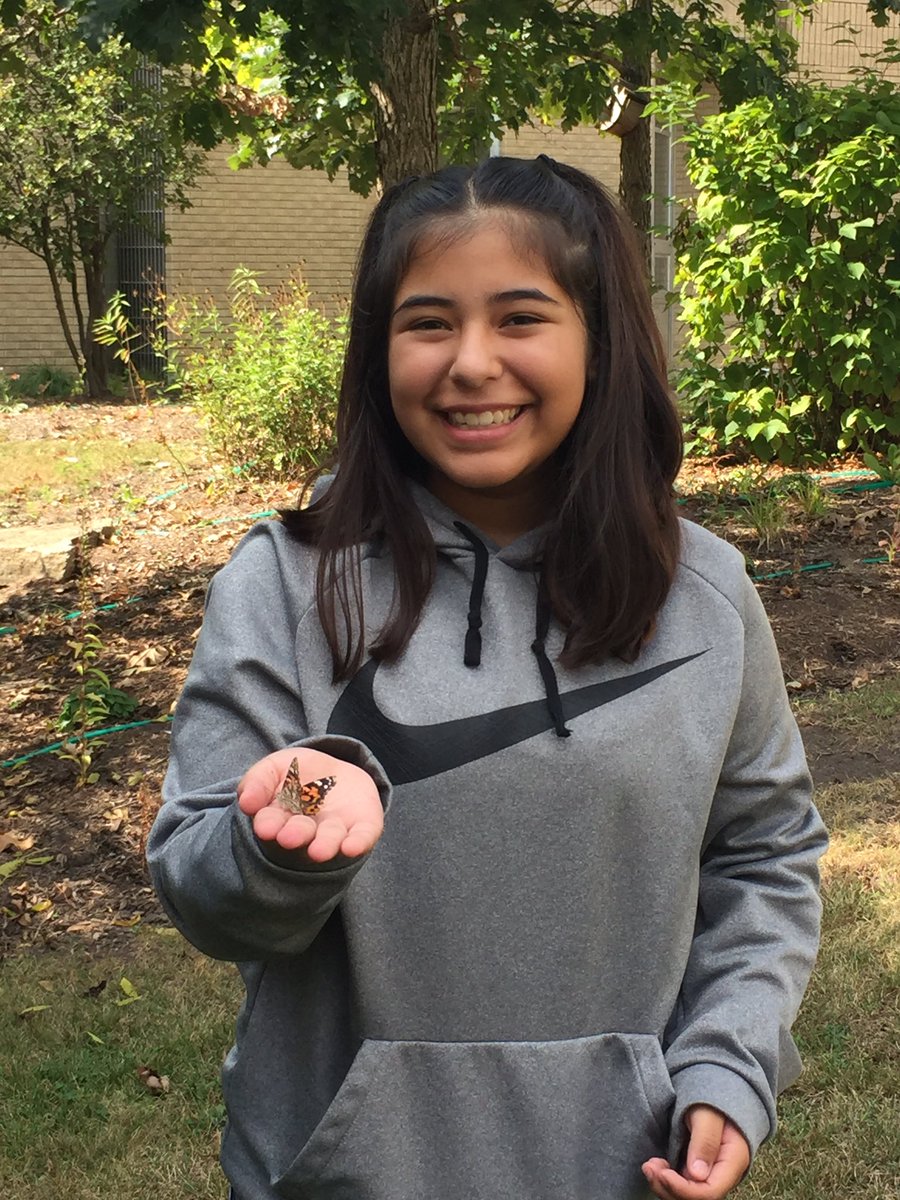 lpennock_edu's tweet photo. iBio students &amp; their butterflies 🦋 @czenner_edu @LTurngren @bhs220 @barrington220 https://t.co/cXId7wkRIp