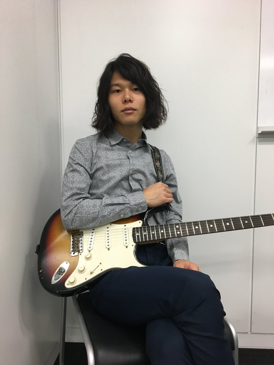 西田一紀 夜の本気ダンス على تويتر バターナイフの様な顔で写ってしまいましたが 新作のカッティングについてお話させて頂きました