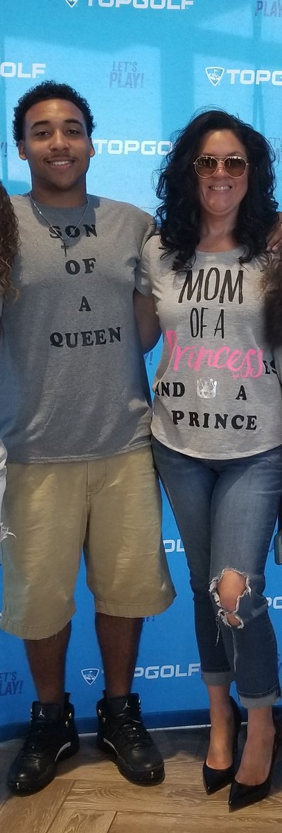 22Biggestfan's tweet image. DT, Mother's SACRIFICE in ways you'll never be able to relate to. #CHECKTHESHIRT #CHECKYA'SELF #CHECKBACKIN #DOYOURJOB @Keirston__J