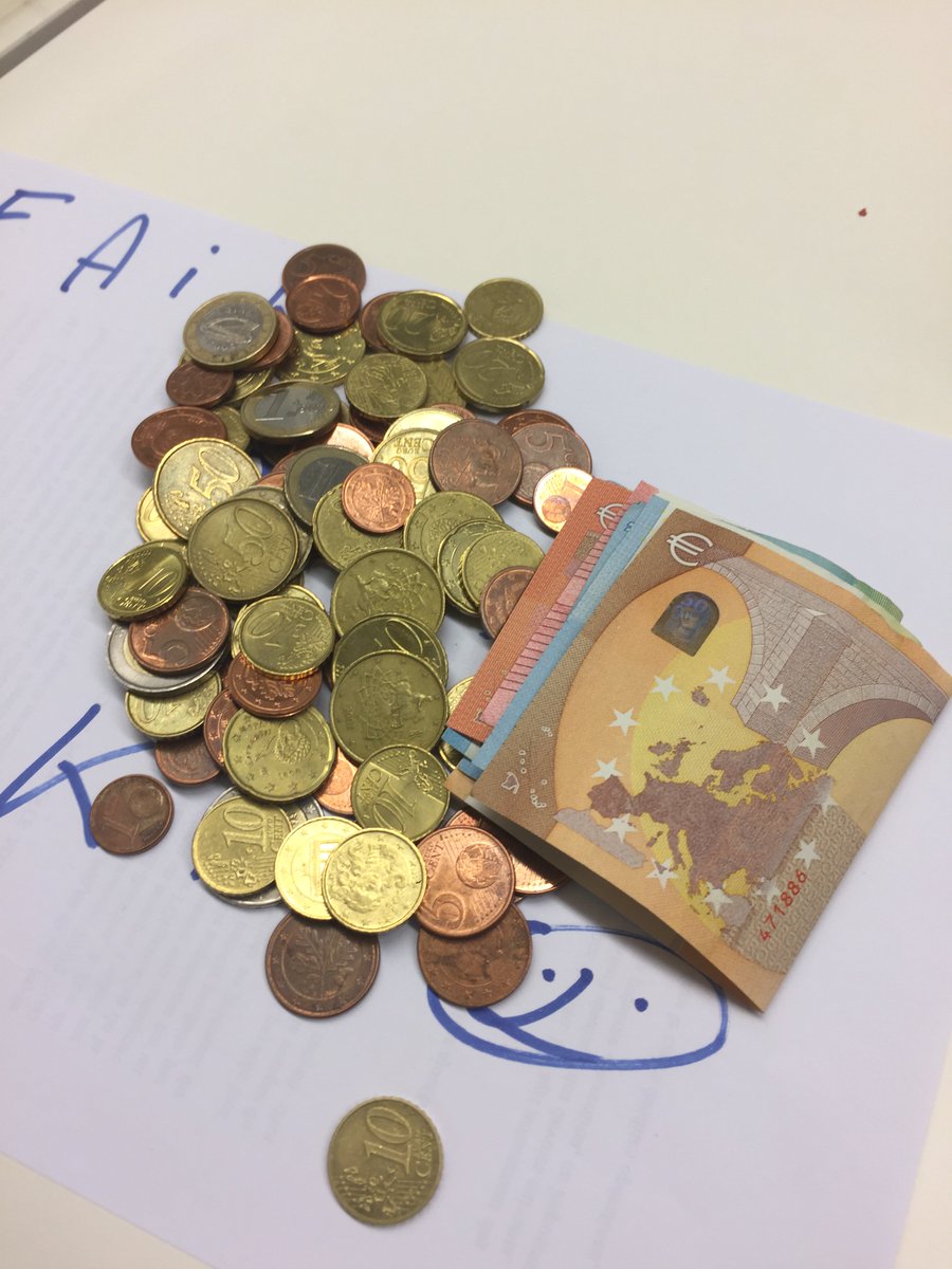ourjob2's tweet photo. Private Banking Center Brussels East has organised a succulent lunch to collect money to finance paint for the School Anne Misonne #ourjob2 https://t.co/tO03wyRU1Y