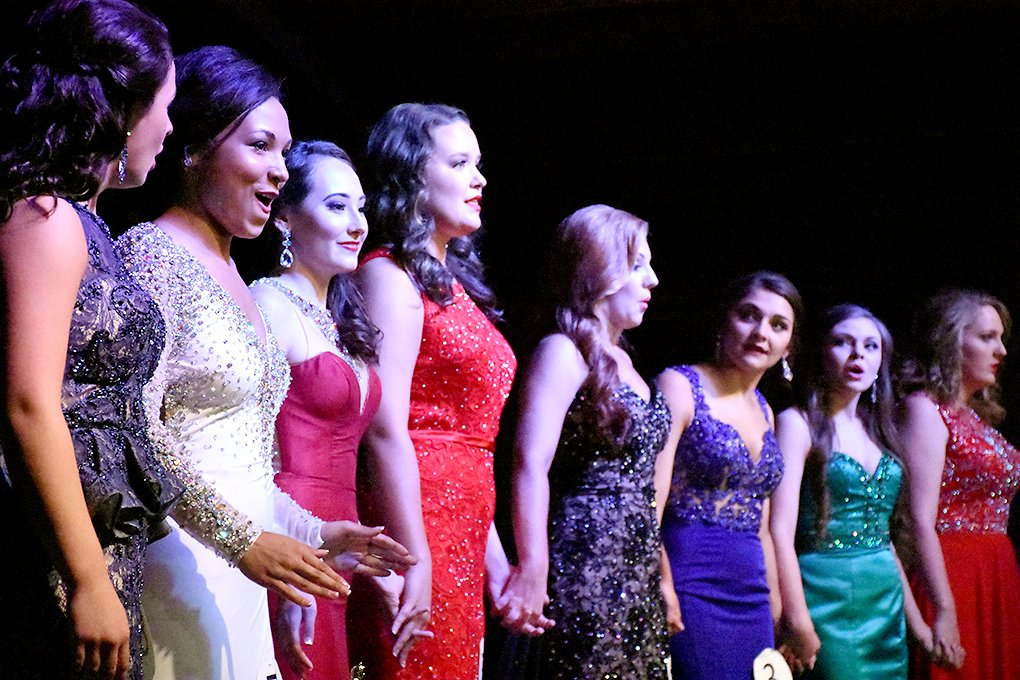 Amanda Shavers 👽 (@ahshavers) on Twitter photo Tonight I photographed the <a href="/CullmanFair/">Cullman Fair</a> queen pageant for the 20th time. I'm old ya'll. @TheCullmanTimes Not. A. Word <a href="/trentlmoore/">Trent Moore</a>. Tonight I photographed the <a href="/CullmanFair/">Cullman Fair</a> queen pageant for the 20th time. I'm old ya'll. @TheCullmanTimes Not. A. Word <a href="/trentlmoore/">Trent Moore</a>.