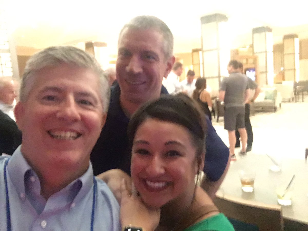 JBMurra's tweet photo. Another successful @fmi_org conference hanging w/ @hendersonengs #businessdevelopment #FMI2017 https://t.co/VgSfbh16mg