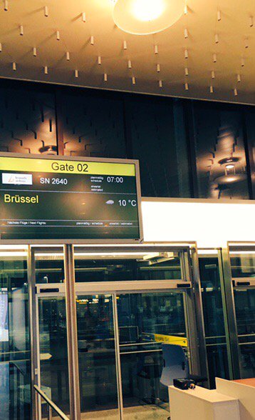 bartels_tjark's tweet photo. Guten Morgen! Auf nach Brüssel, Breitbandstrategie des LKHameln-Pyrmont vorstellen! Wir werde digital! #HmPydigital https://t.co/bReWoVcsXL