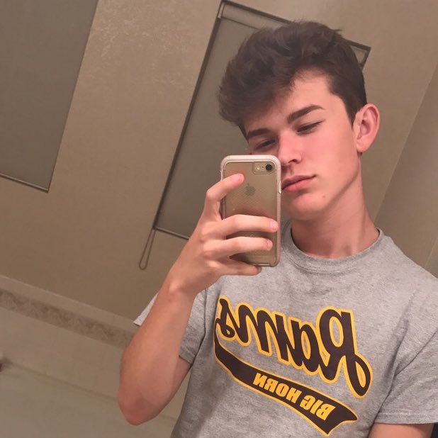 BlakeThomazz's tweet image. #NewProfilePic