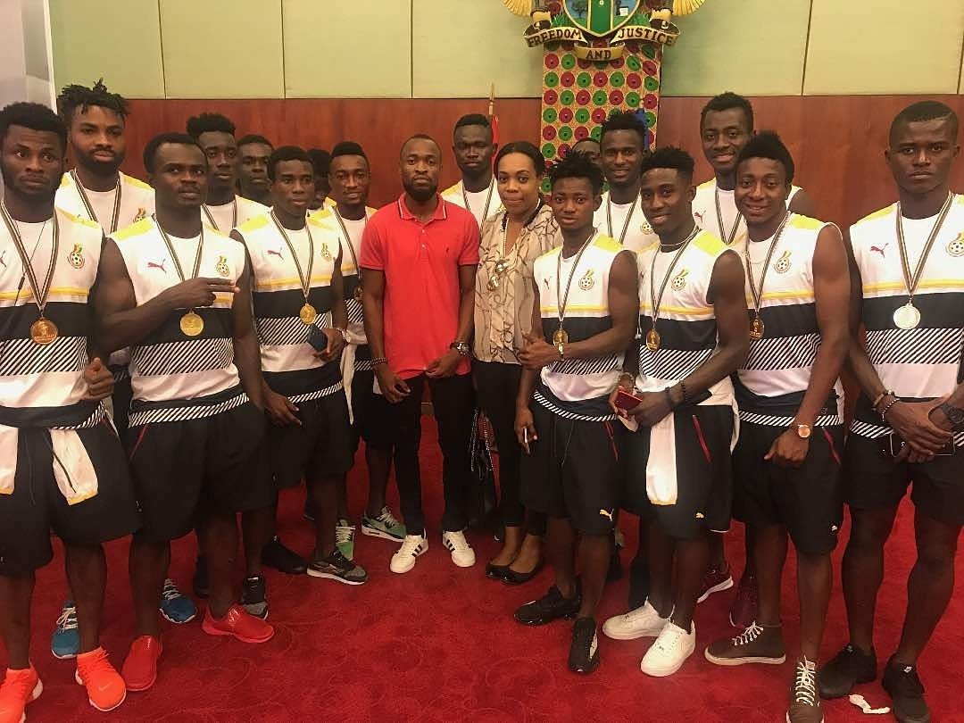 Phabrick's tweet photo. With the champs at the Flagstaff House yesterday to present the trophy to Mr. President, @NAkufoAddo
#wafu2017
#teamphab
#feelingthevibe https://t.co/JWMzgb2lgD