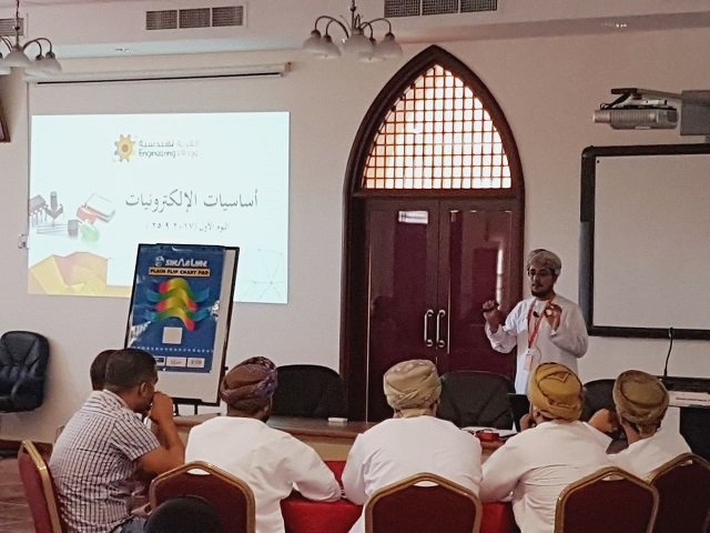 "التقنيات المتقدمة في تصميم وبرمجة الروبوت" برنامج تدريبي ب #تعليمية_جنوب_الباطنة
http://bit.ly/2xEZGPs