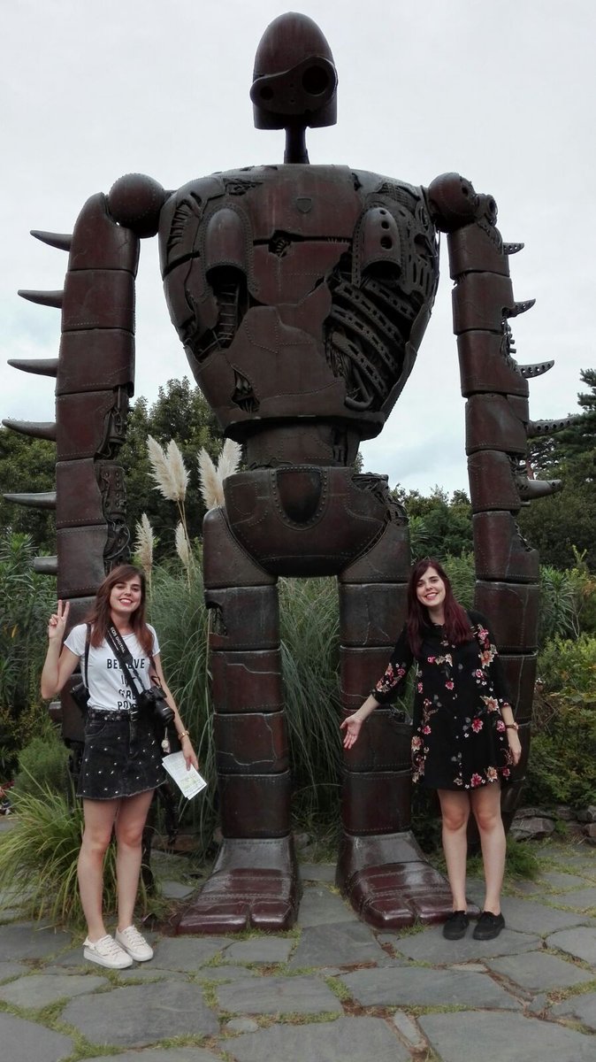 RakeConK's tweet image. Cumpliendo objetivos 👧👧 #TwinsInTokyo #Mitaka #RobotSoldier
