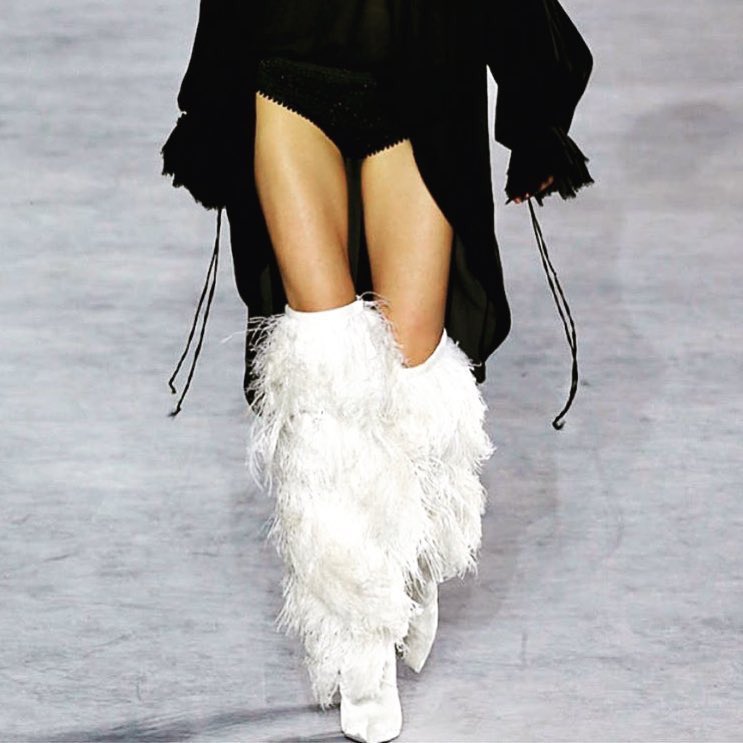 fvshiondvting's tweet photo. #Styleedits YETI vibes are in at YSL #pfwSS18 https://t.co/Qc8BTtJhuR