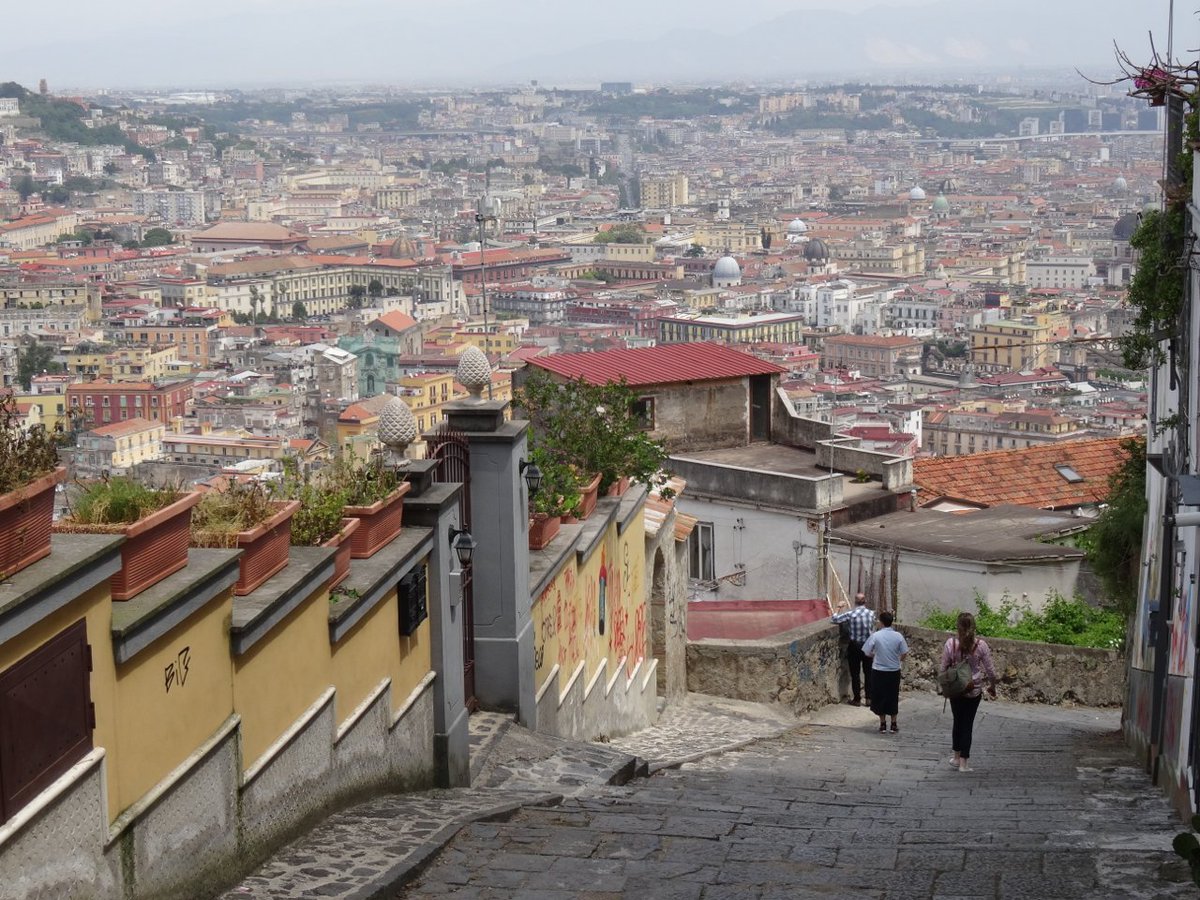 FFAC2016's tweet image. Walking one of the old stairways in Naples, the Pedamentina di San Martino. #Napoli #Italy