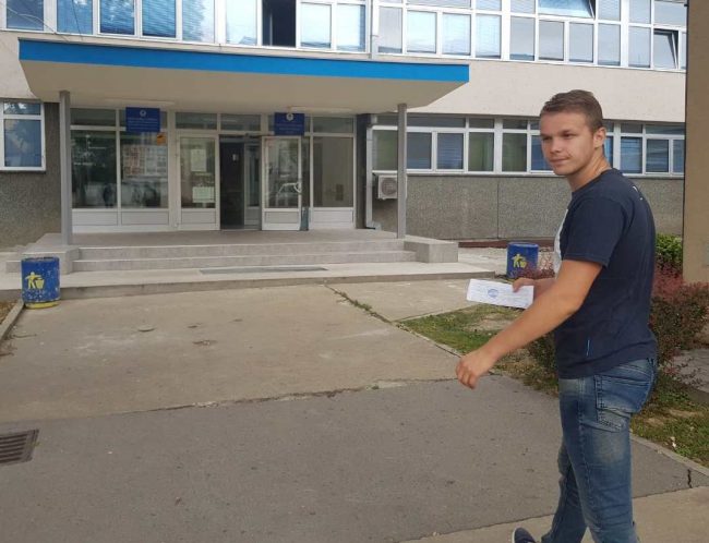 rtvbn1's tweet photo. Vlast unosi nemir u narod https://t.co/AG2Z3F7GoS https://t.co/QDoKMEzoGQ