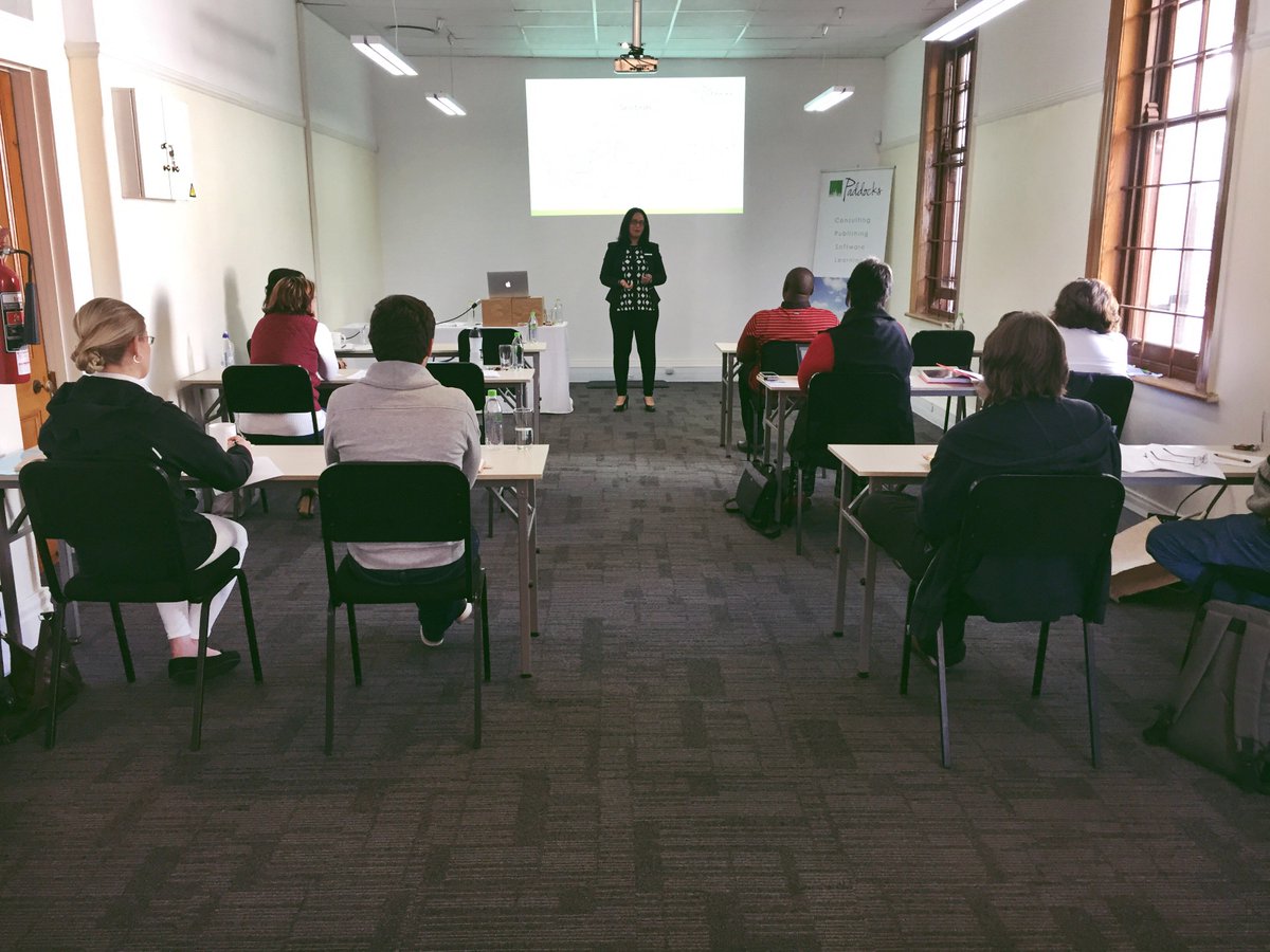 PaddocksLaw's tweet image. Zerlinda v/d Merwe opens up discussions on how to deal with Exclusive Use Areas in a sectional title scheme at the #PaddocksWS. 
#CapeTown