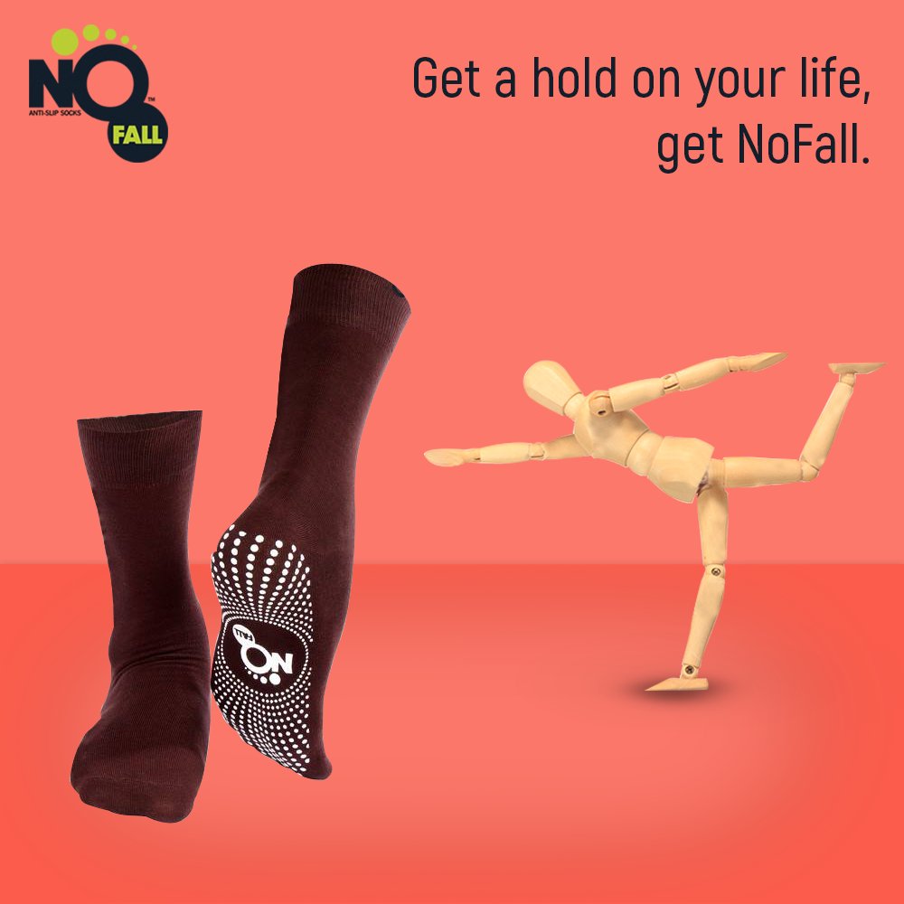 NoFallSocks's tweet photo. Buy your pack online - https://t.co/1HTUkEJjIQ
#antislip #antiskid #socks #fightthefall https://t.co/BPgBTHovzl