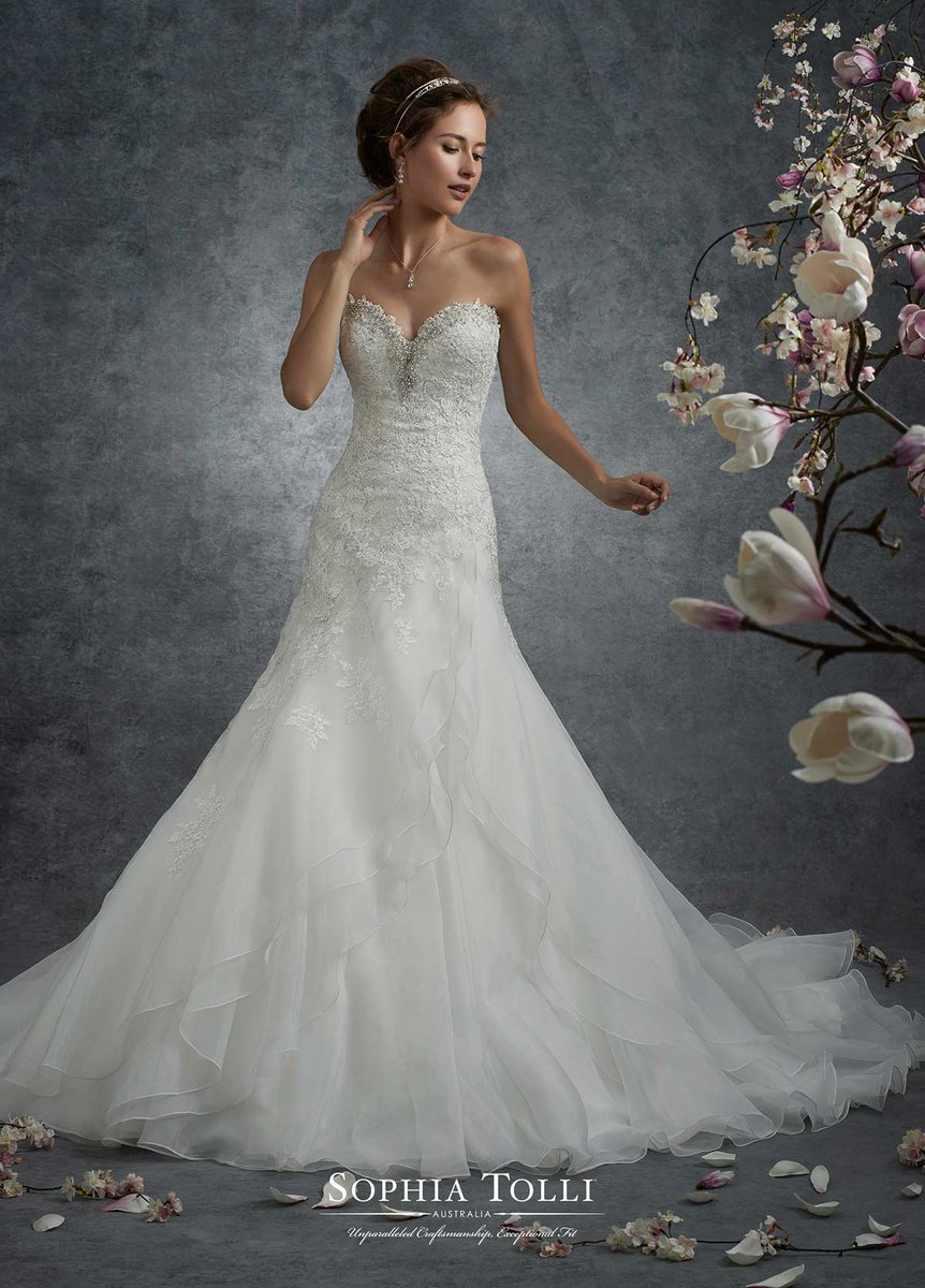 Gorgeous NEW Sophia Tolli  @sophiatolli  gown "Perseus" NOW IN STORE 
#weddingdress #sophiatolli #newcollection