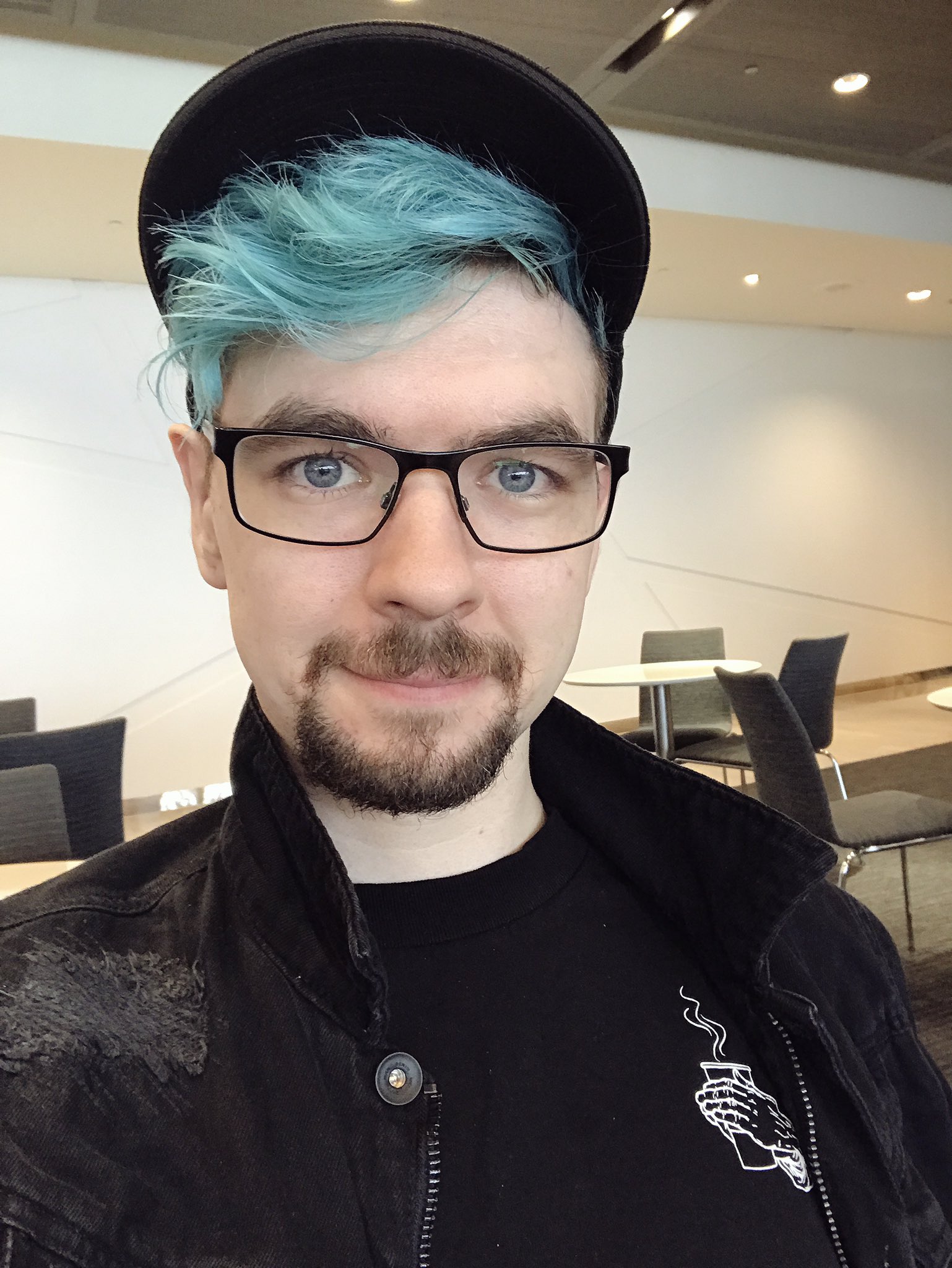 Tweetovi korisnika/ce Jacksepticeye_666.