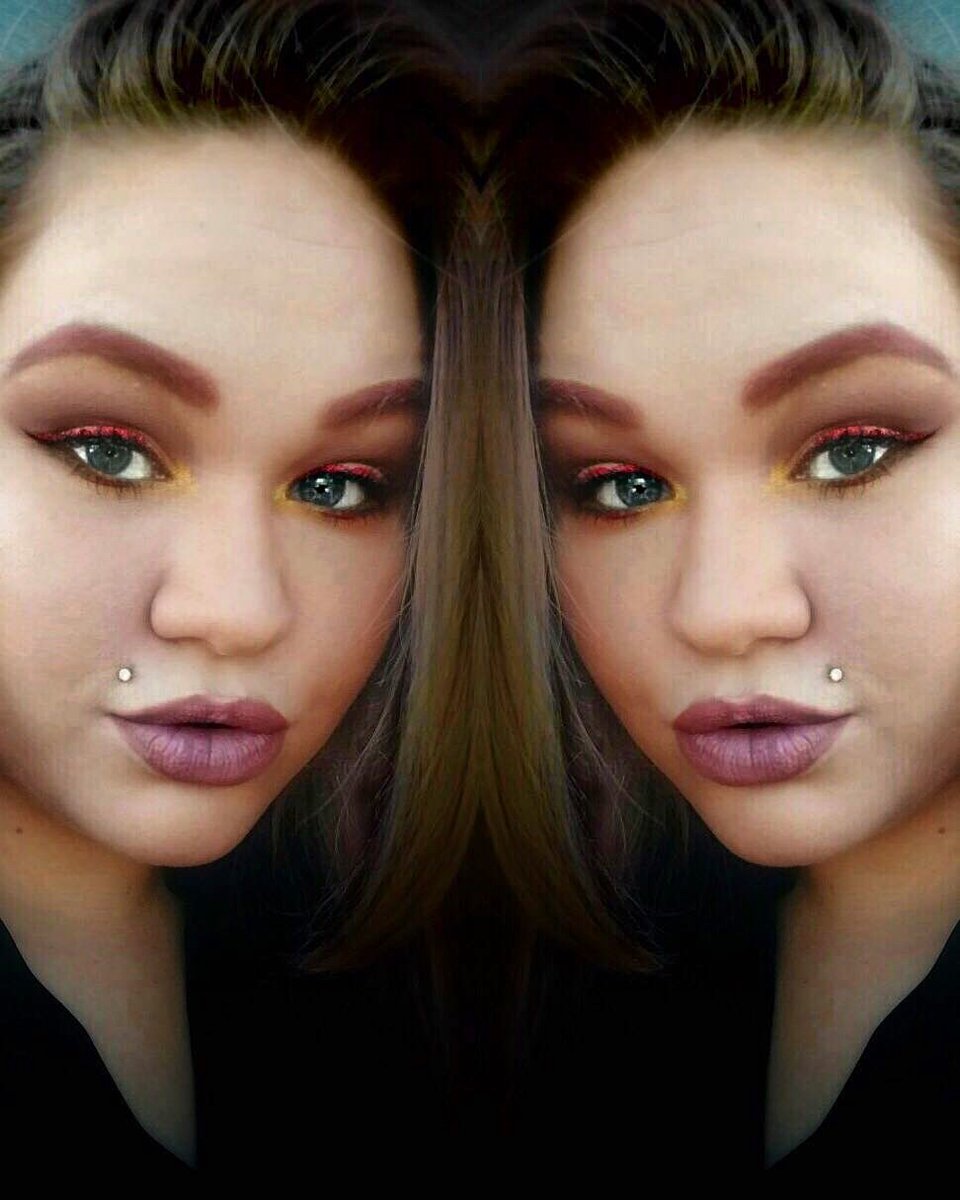PariBear121's tweet photo. #makeupchallenge #disney #belle #beautyandthebeast 
#makeup #MOTD
@bowiecosmetic Hellfire 
@juviasplace Nubian2 pallette
@limecrime Prairie https://t.co/iWKQh0YiHi