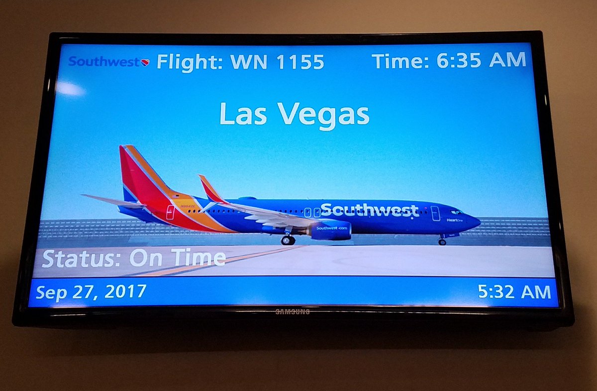 mini_switch's tweet photo. #VegasBound with #SparkBear & @petergjones #FallBicsi talk "Save the Cables" @NBASETAlliance #WeAreCisco @WeAreCisco @Ciscospark @BICSI https://t.co/gzTwrhvHVY