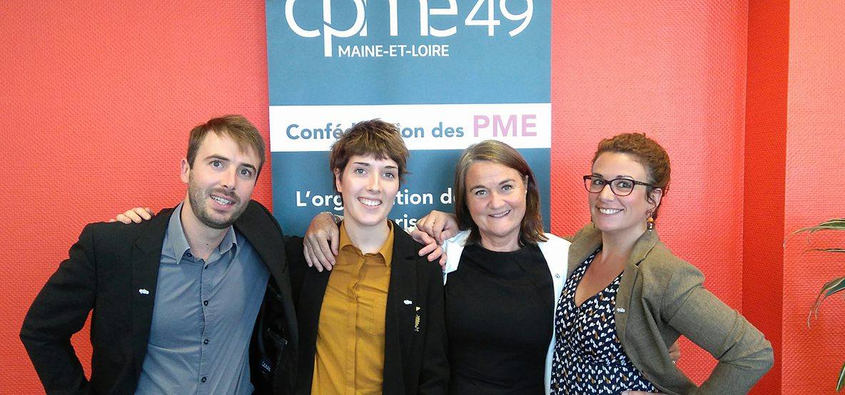 Bienvenue à Lola, nouvelle recrue afin de répondre aux besoins croissants de la <a href="/cpme49/">cpme 49</a> . Nous soutenons l'alternance, montrons l'exemple !