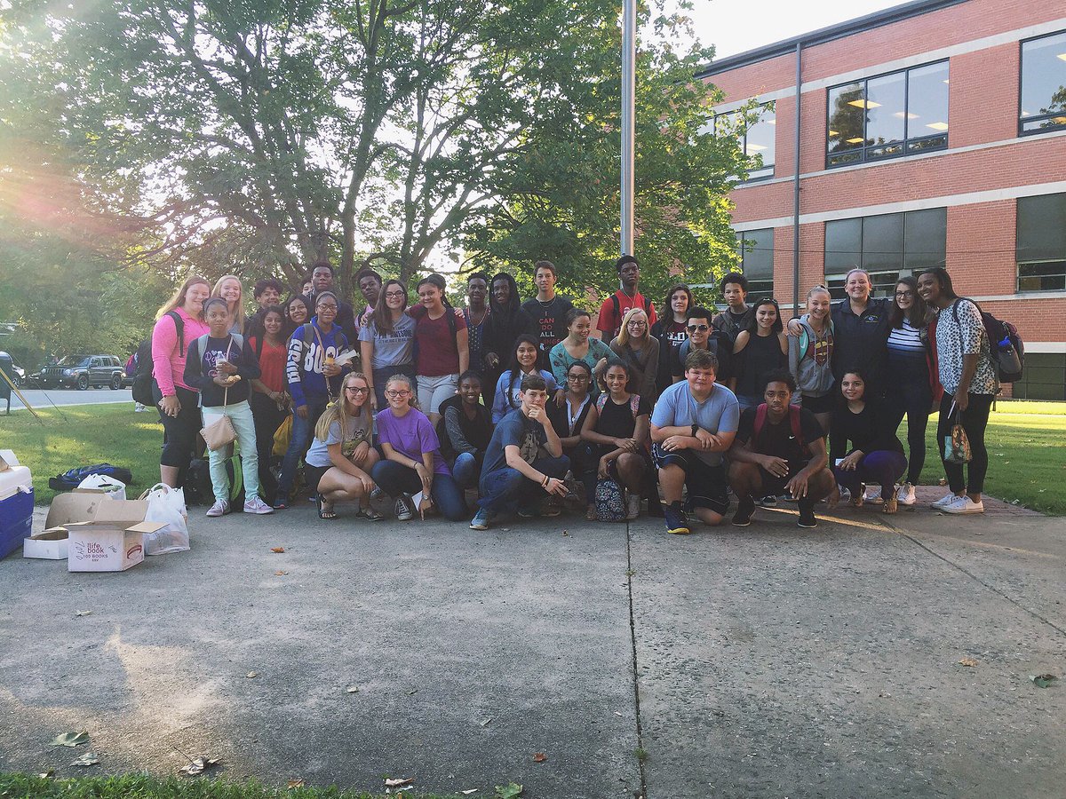 thevenue_youth's tweet photo. What a great turnout for See You At The Pole this morning! 

May God reign in our schools! https://t.co/XaofXmmWOW