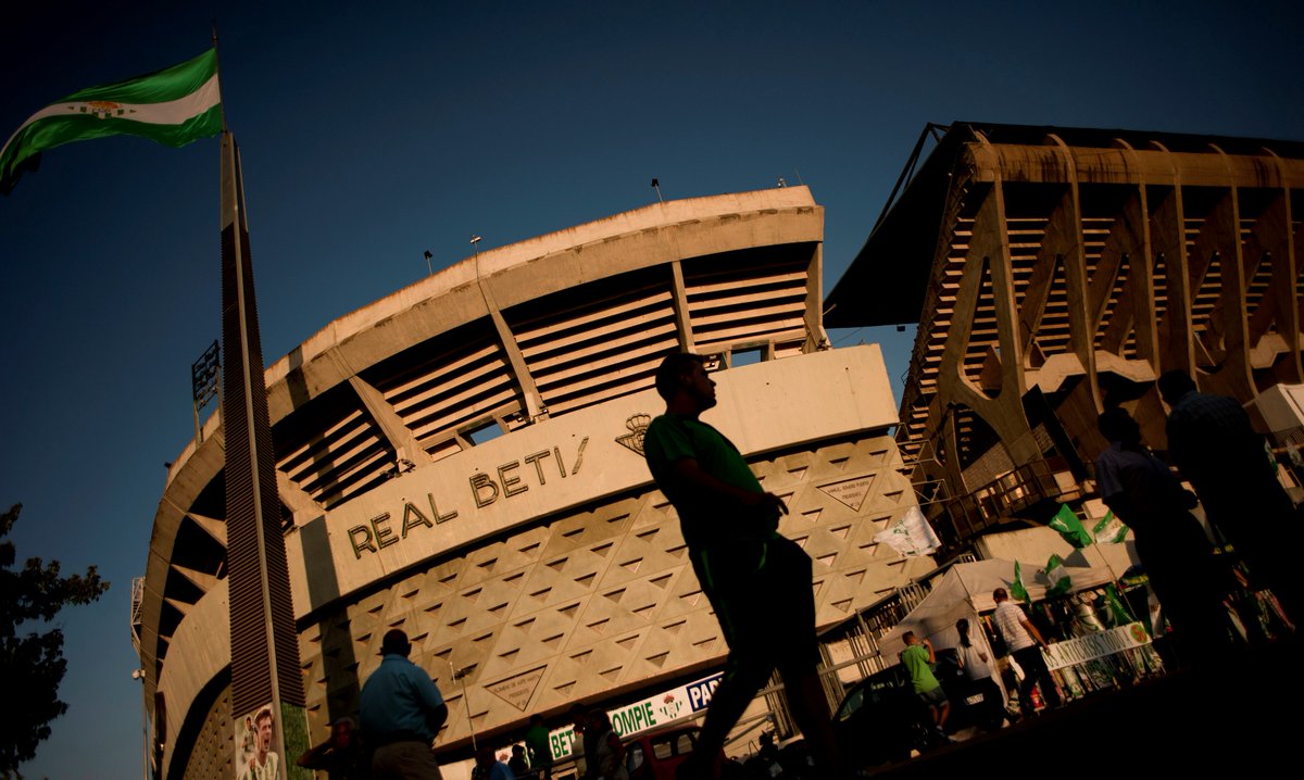 bet365_es's tweet photo. 👥 Asistencia:

Sánchez Pizjuán - 98.273
Mestalla - 116.045
San Mamés - 121.216
Calderón - 123.729

Benito Villamarín - 140.265 💚🎉 https://t.co/OyVjosbGyQ