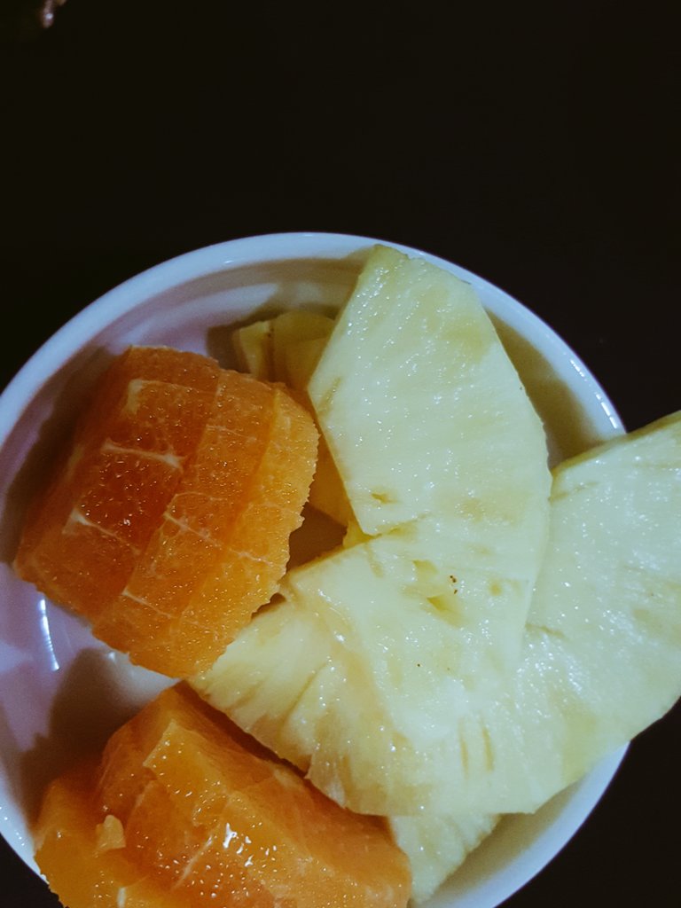 DarlingZambrano's tweet photo. Lo único que me gusta de que los chilenos casi no coman fruta es que puedo comer más 😉 #VeryDeli https://t.co/dtUkflPbJj
