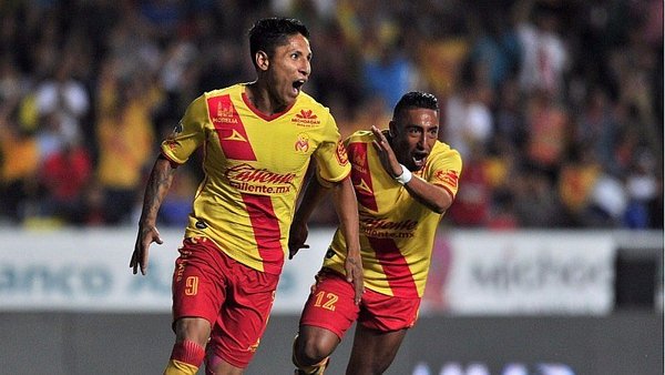 ToqueyTacoRadio's tweet photo. Sin Cueva por suspensión, ¿Ruidíaz debería jugar con Guerrero ante Argentina? La Pulga lleva 6 partidos seguidos anotando en Morelia... https://t.co/kN7wCw80AS