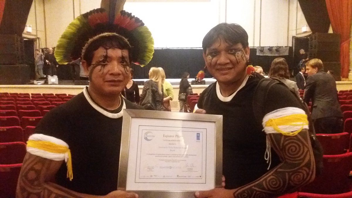 Notícia: Comunidades indígenas brasileiras recebem prêmio internacional
 otempo.com.br/capa/mundo/com…